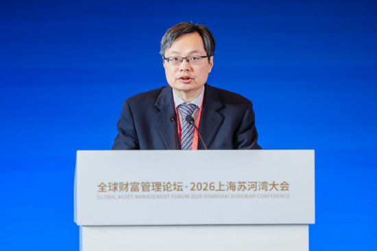 中银理财董事长黄党贵：AI创新不能走无约束的试错路径	，需将流程规范贯穿应用过程