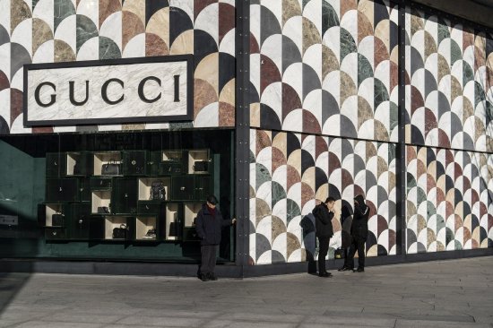 Gucci第三季度营收降幅超预期，开云集团复苏进程持续承压
